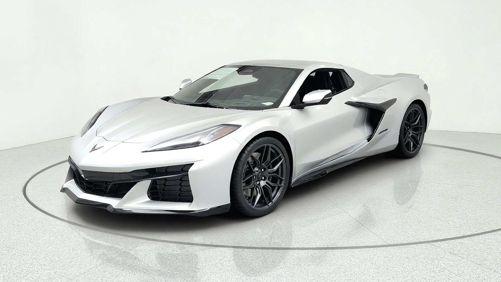 Blade Silver Metallic 2026 Chevrolet Corvette Convertible Rear-Wheel Drive Automatic