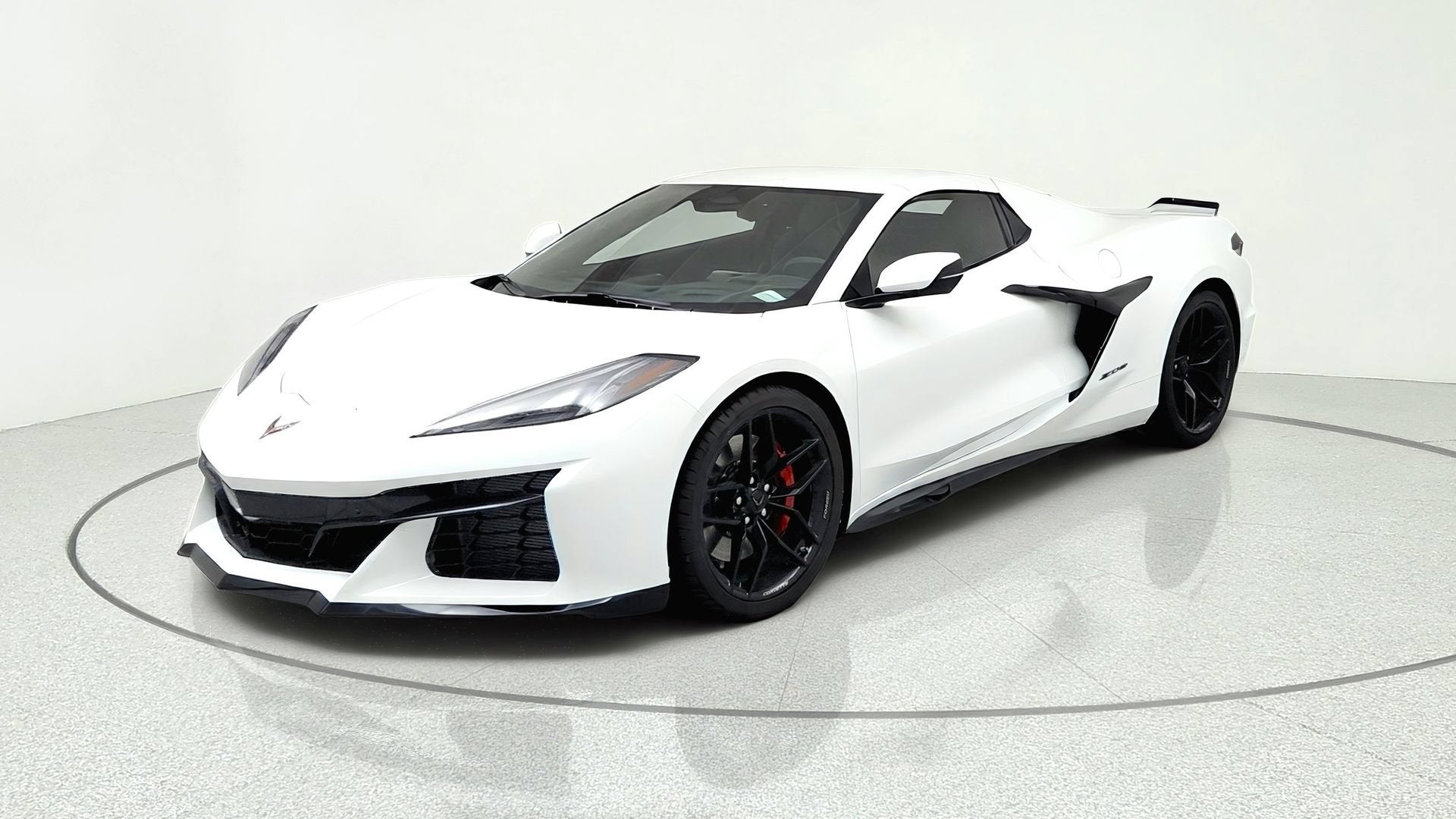 Arctic White 2026 Chevrolet Corvette Convertible Rear-Wheel Drive Automatic