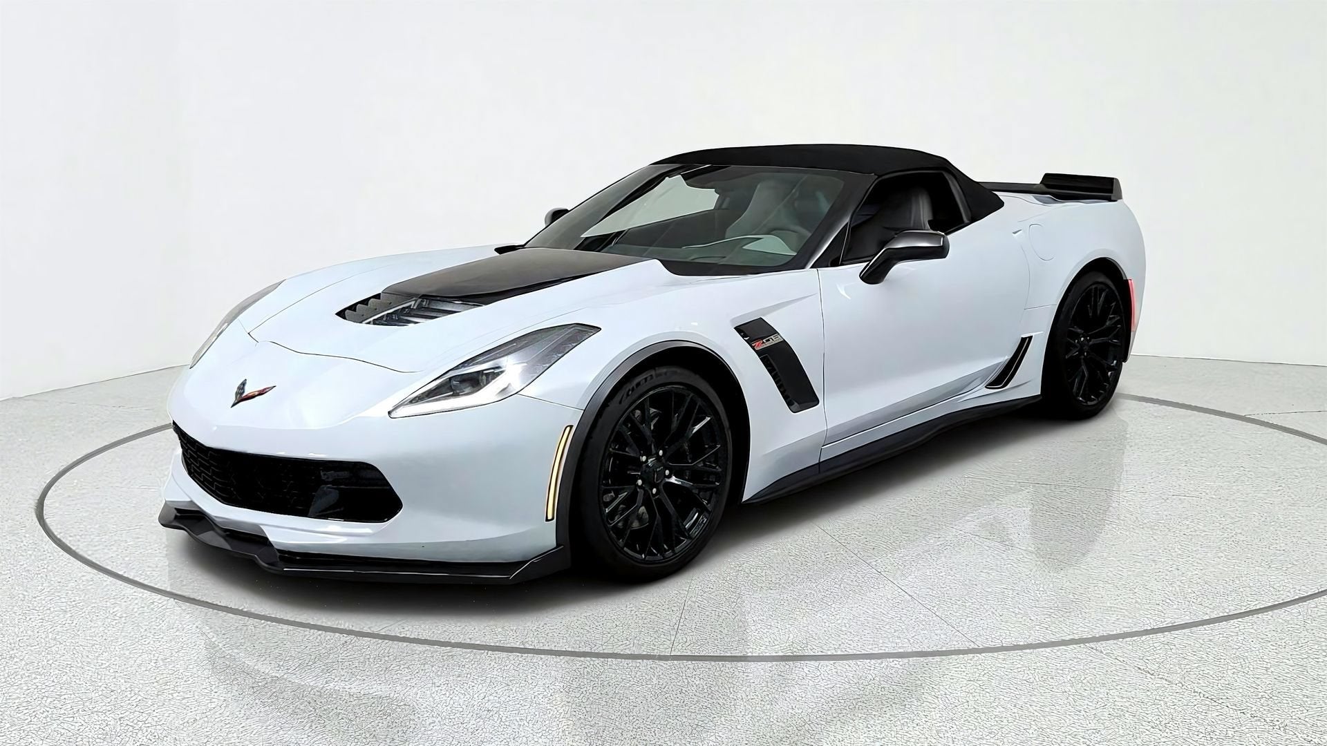 2019 Chevrolet Corvette Z06 2LZ Convertible RWD   