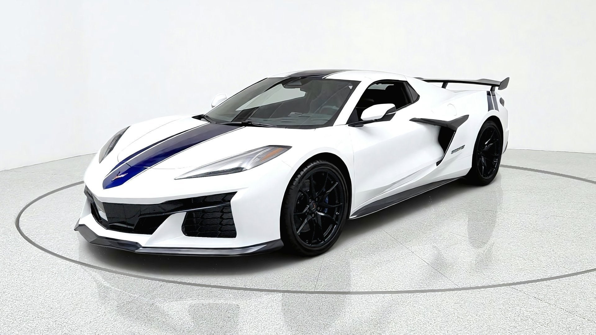 Arctic White 2027 Chevrolet Corvette Convertible Rear-Wheel Drive Automatic