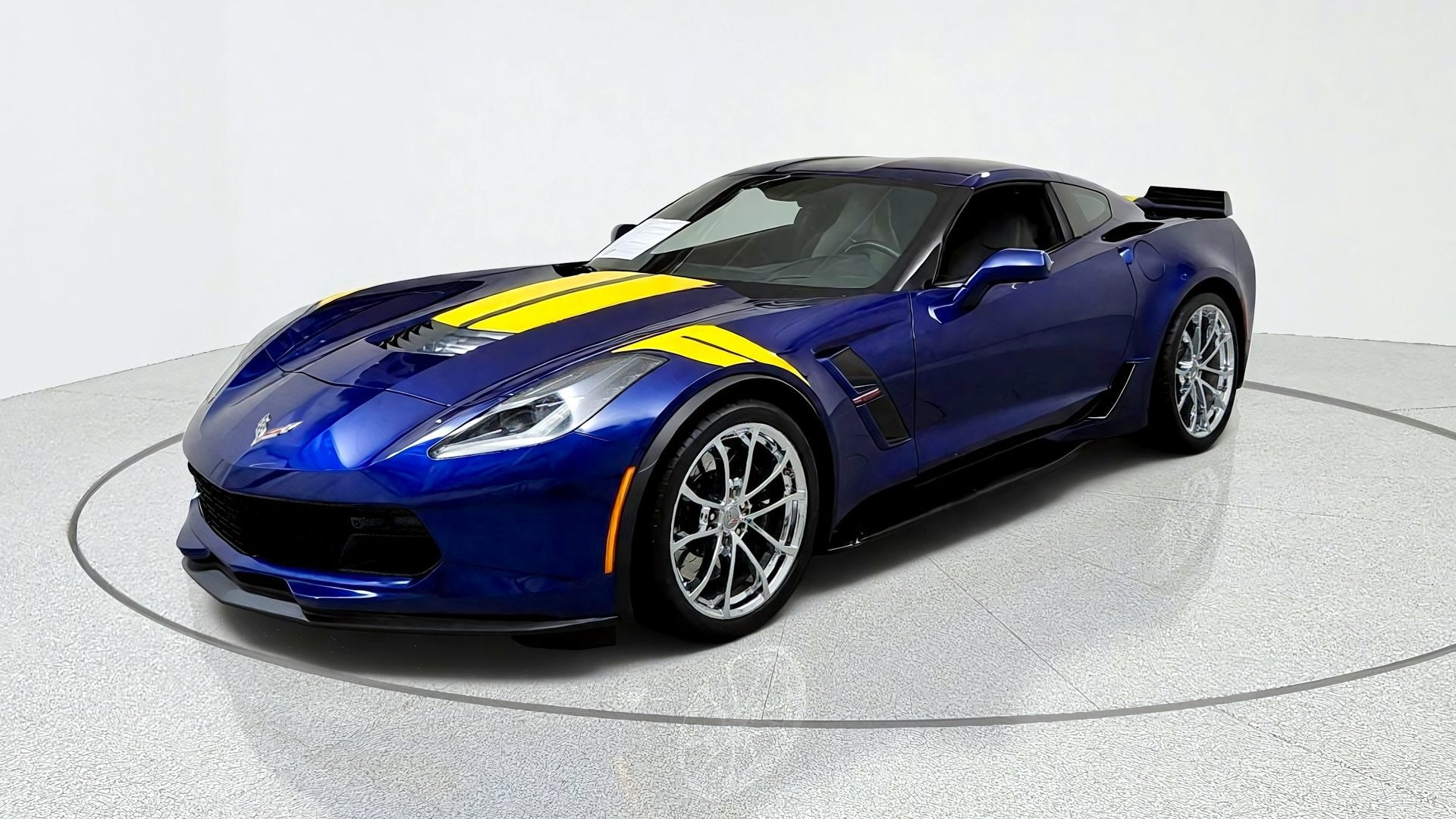  2017 Chevrolet Corvette Grand Sport 2LT Coupe RWD   