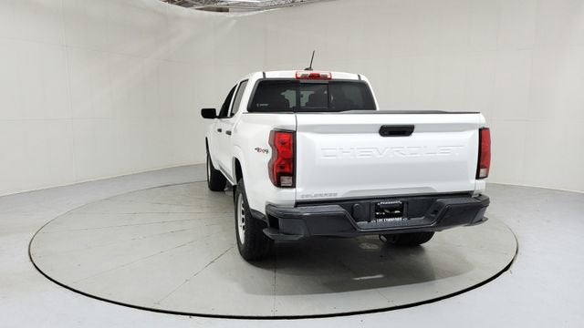 View vehicle photo 4