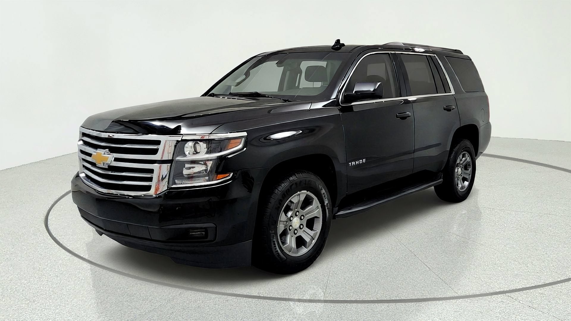  2019 Chevrolet Tahoe LS 4WD   