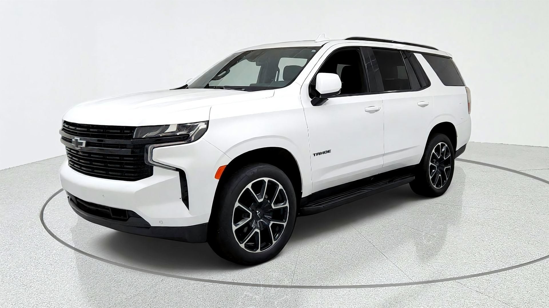 White (Iridescent Pearl Tricoat) 2023 Chevrolet Tahoe SUV / Crossover Four-Wheel Drive Automatic