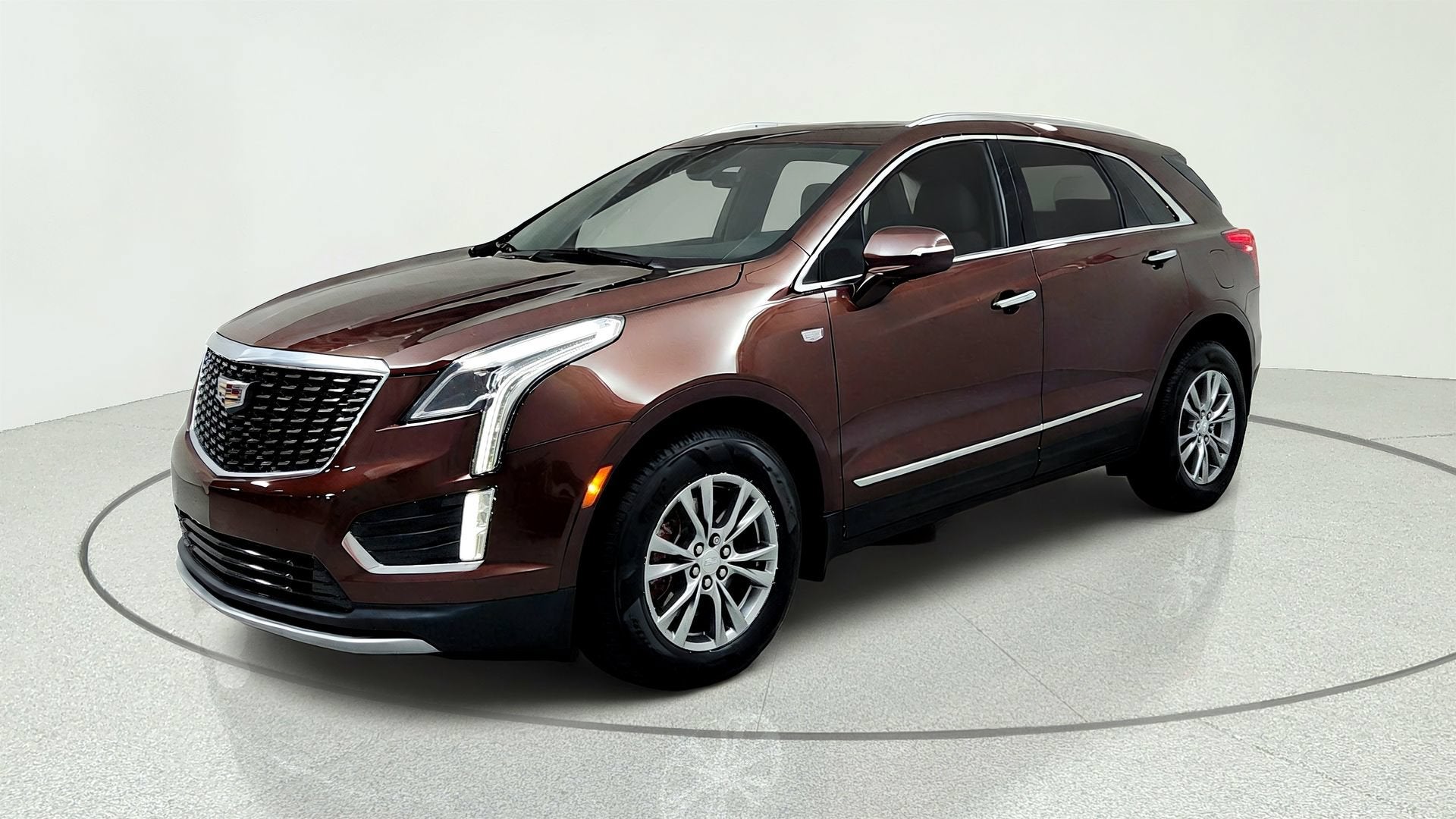 Rosewood Metallic 2022 Cadillac XT5 SUV / Crossover Four-Wheel Drive Automatic