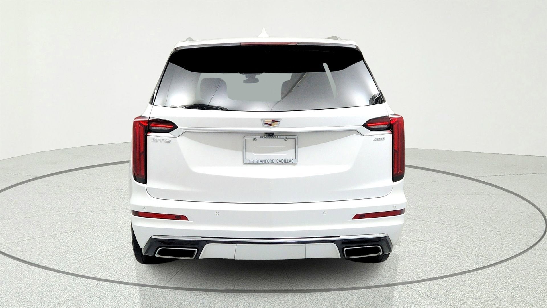 View vehicle photo 3