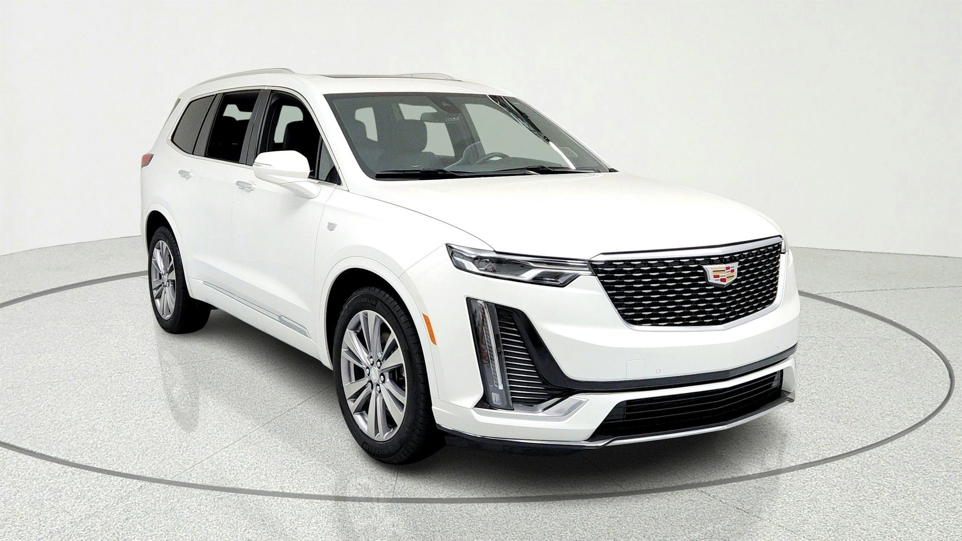 View vehicle photo 6