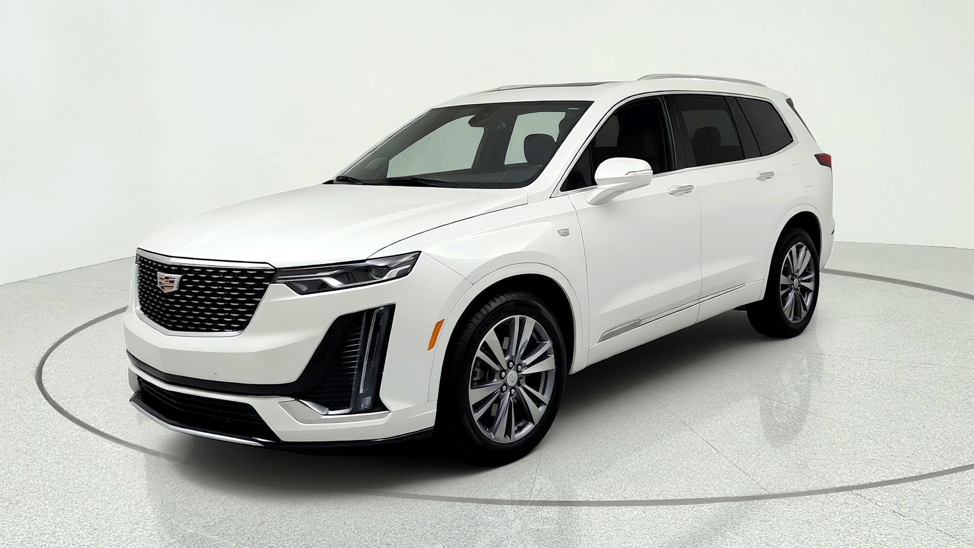 Crystal White Tricoat 2024 Cadillac XT6 SUV / Crossover Four-Wheel Drive Automatic
