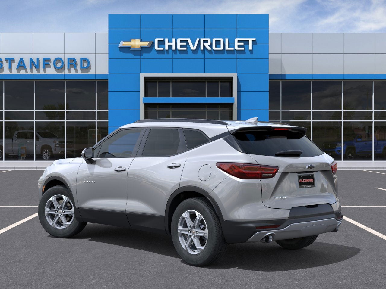 View vehicle photo 3