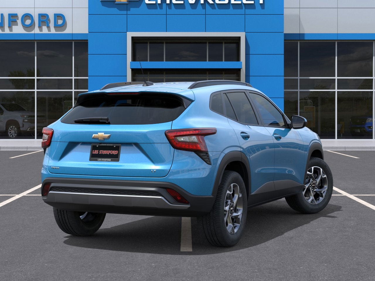 View vehicle photo 4