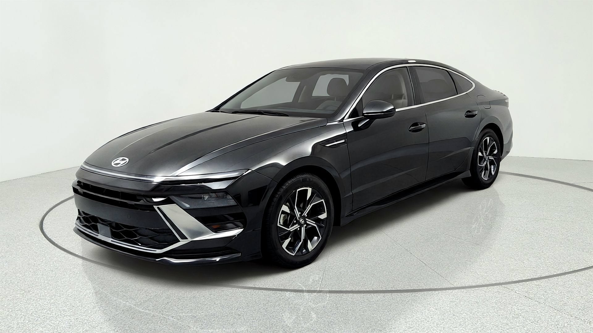 Black 2024 Hyundai Sonata Sedan Front-Wheel Drive 