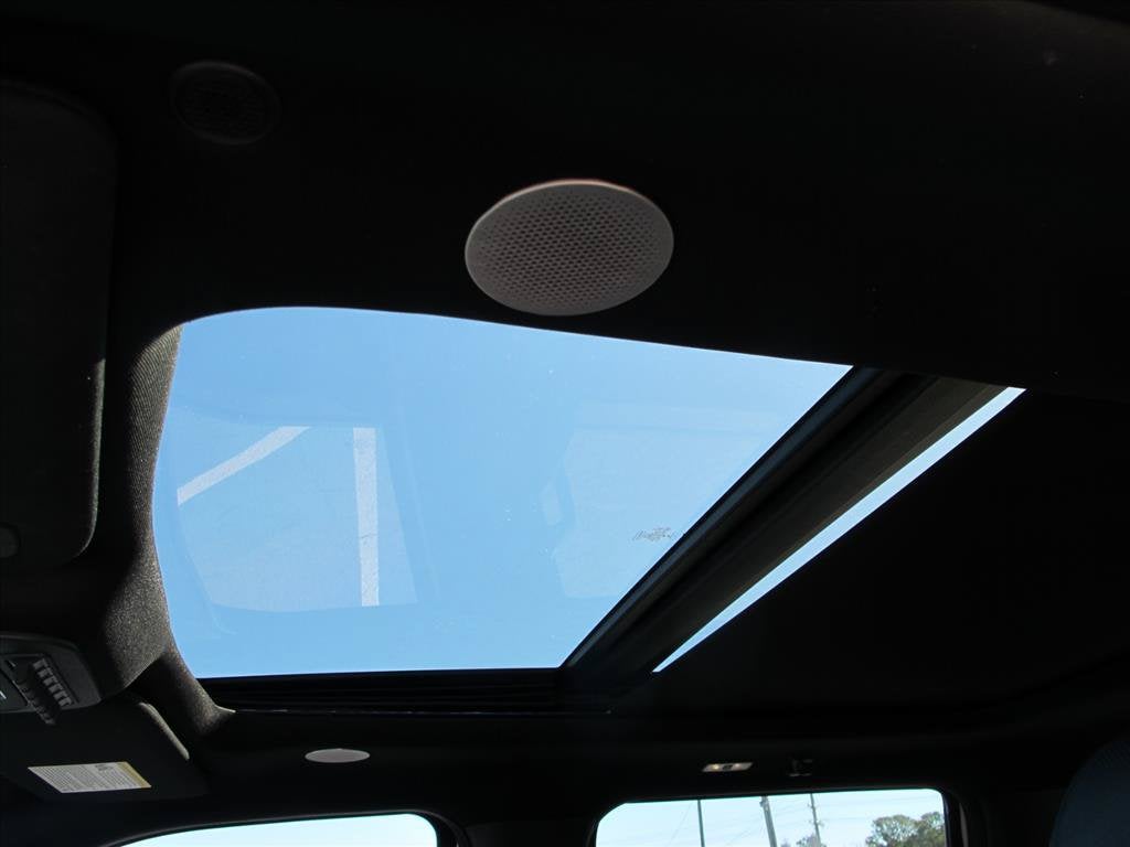 2022 Ford F-150 XL Crew Cab Pickup Slide 10