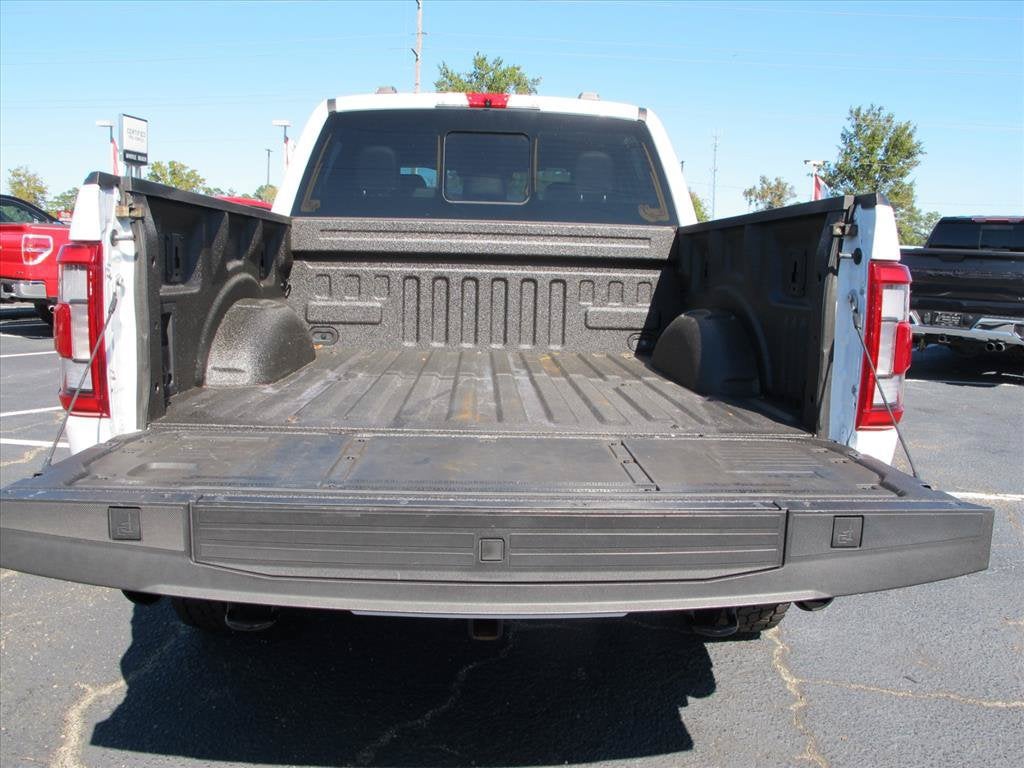 2022 Ford F-150 XL Crew Cab Pickup Slide 16