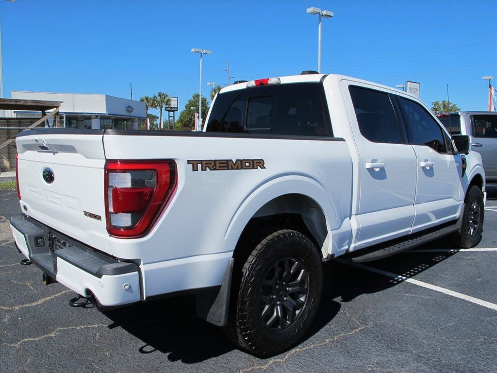 2022 Ford F-150 XL Crew Cab Pickup Slide 2