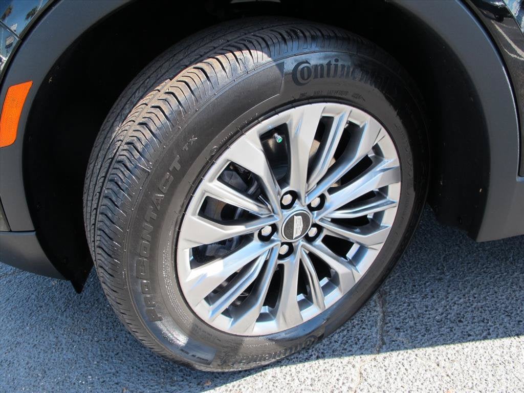 2024 Cadillac XT4 PREMIUM LUXURY SUV Slide 25