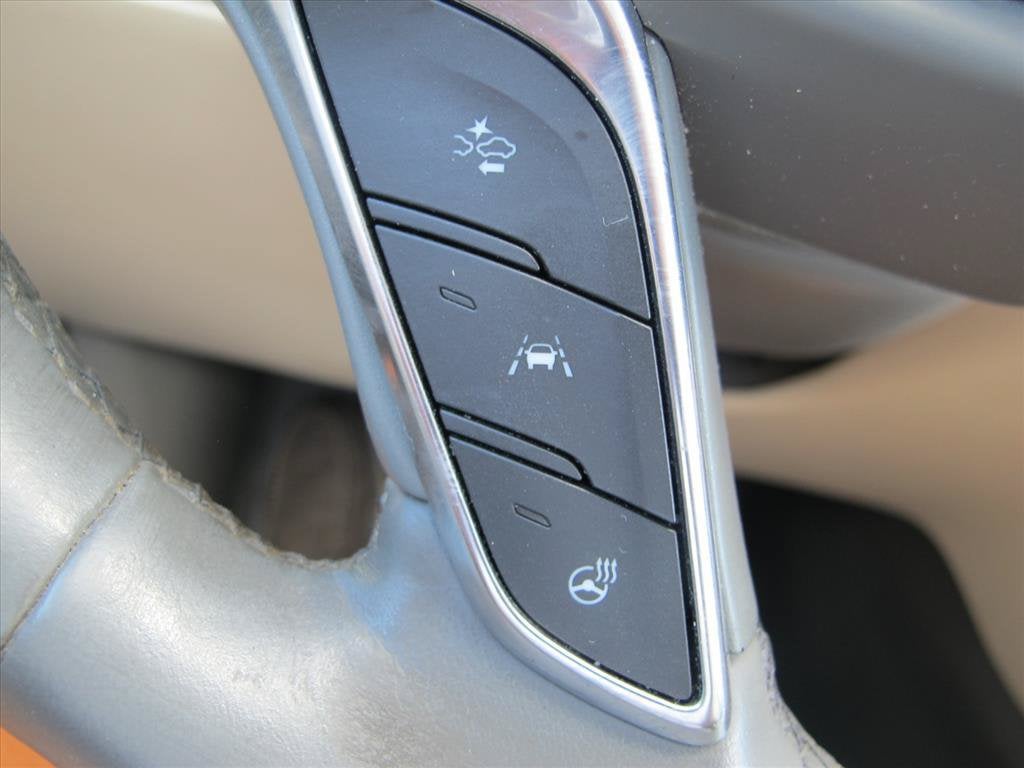 2019 Cadillac XT5 LUXURY FWD SUV Slide 17