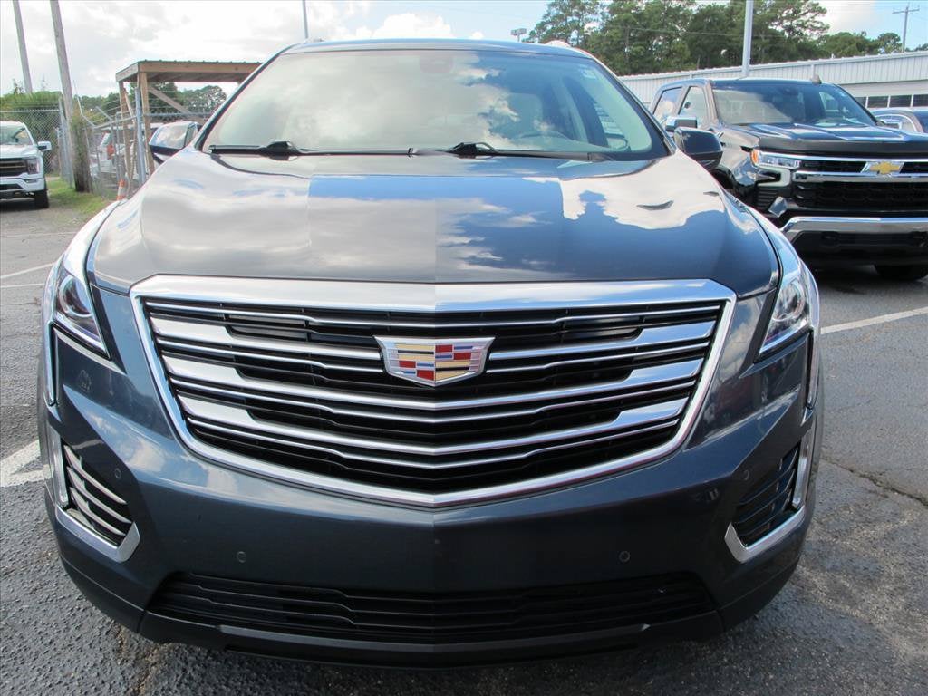 2019 Cadillac XT5 LUXURY FWD SUV Slide 8