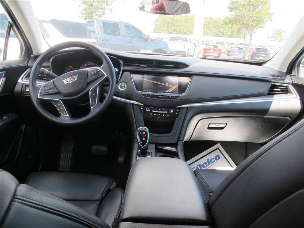 2017 Cadillac XT5 PREMIUM LUXURY AWD SUV Slide 21