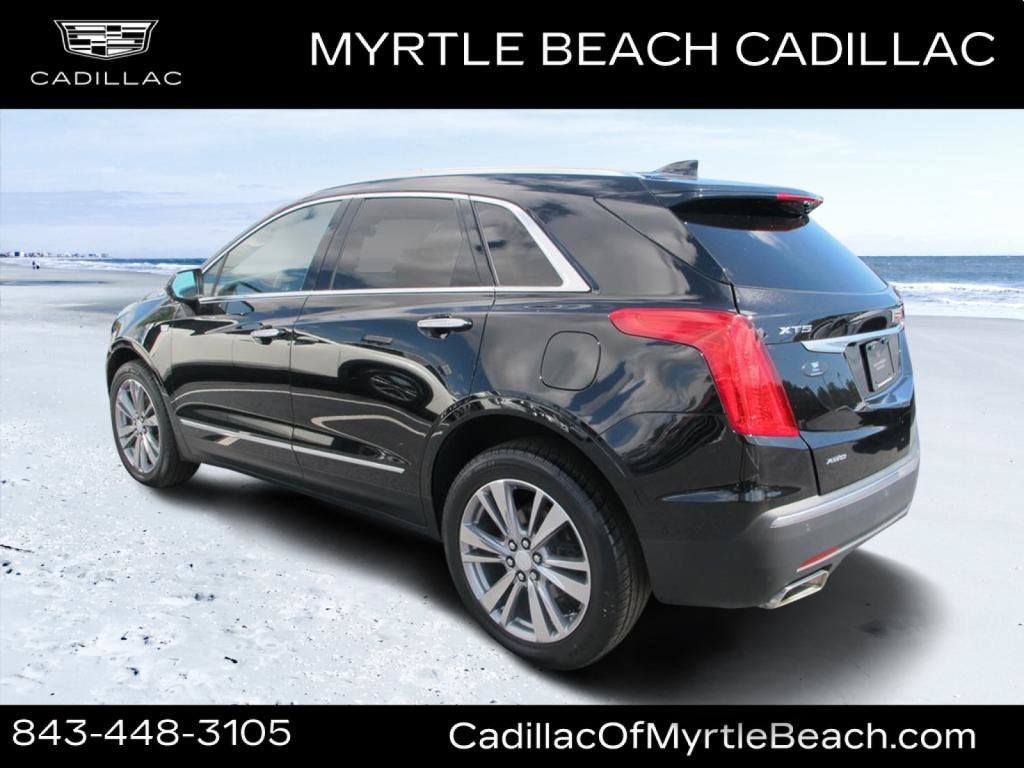 2017 Cadillac XT5 PREMIUM LUXURY AWD SUV Slide 4