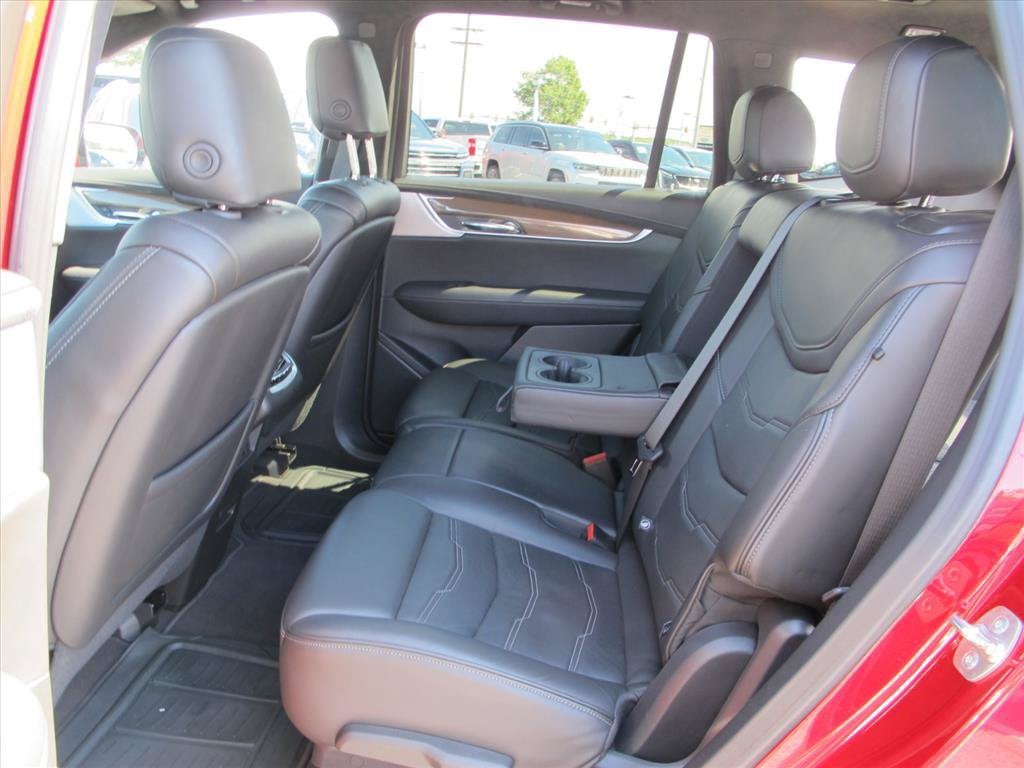 2024 Cadillac XT6 SPORT SUV Slide 21
