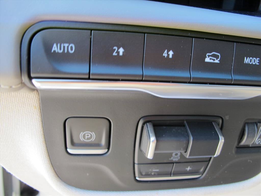 2023 Cadillac Escalade 4WD PREMIUM LUXURY PLATINUM SUV Slide 13