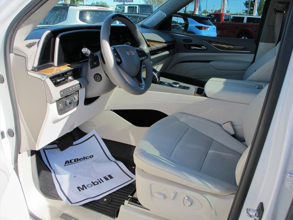 2023 Cadillac Escalade 4WD PREMIUM LUXURY PLATINUM SUV Slide 8