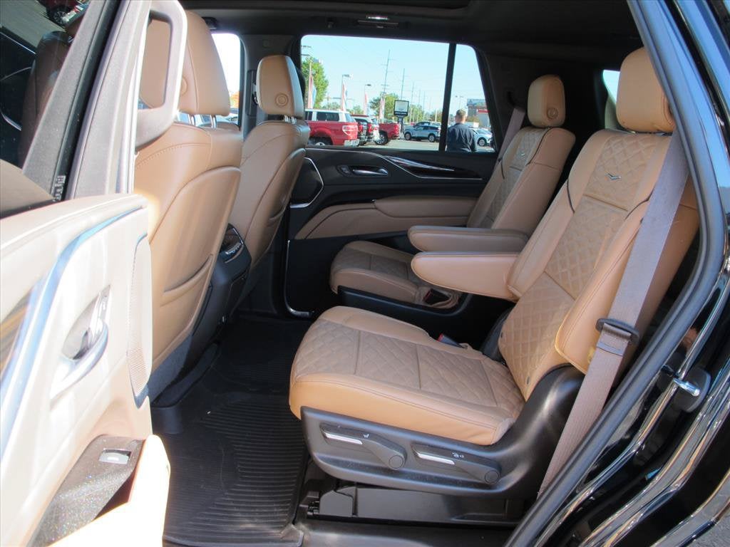 2024 Cadillac Escalade SPORT SUV Slide 23