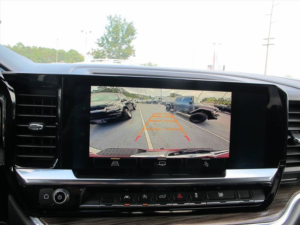 2024 Chevrolet Silverado 1500 RST Crew Cab Pickup Slide 11