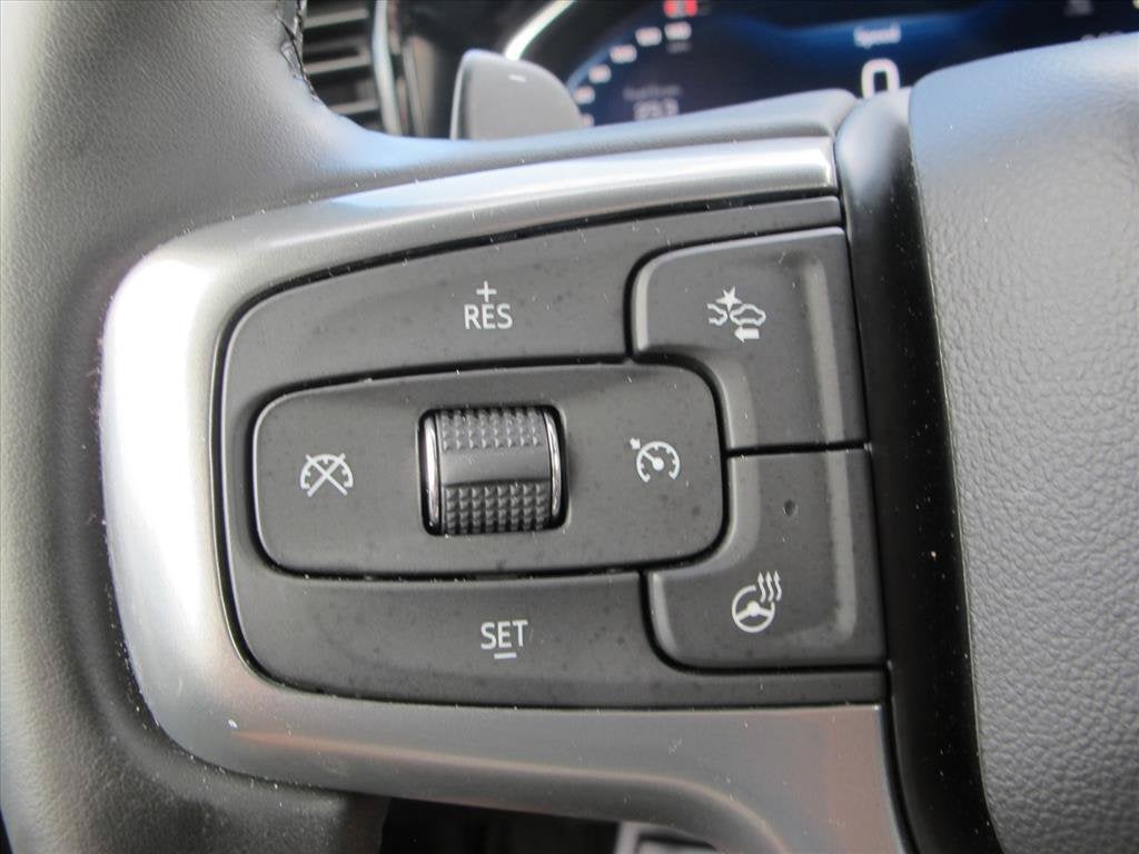 2024 Chevrolet Silverado 1500 RST Crew Cab Pickup Slide 12