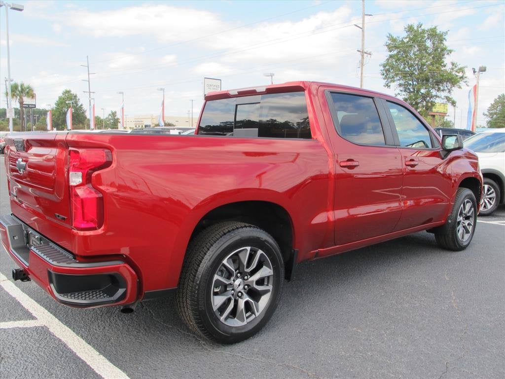 2024 Chevrolet Silverado 1500 RST Crew Cab Pickup Slide 2