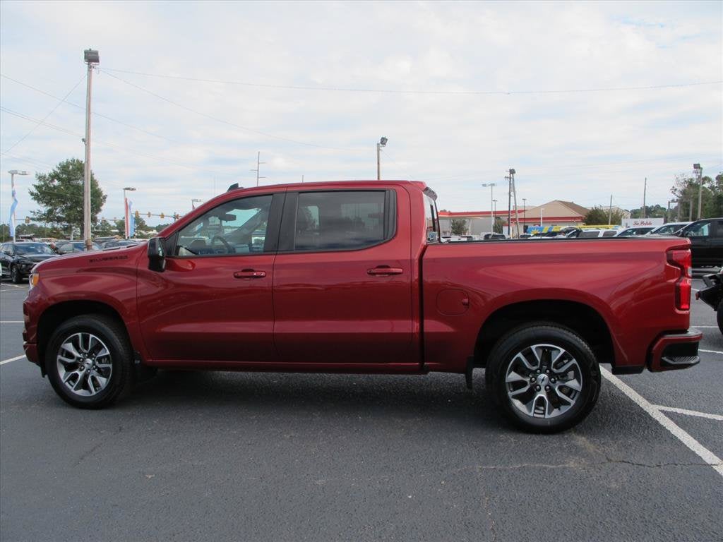 2024 Chevrolet Silverado 1500 RST Crew Cab Pickup Slide 5