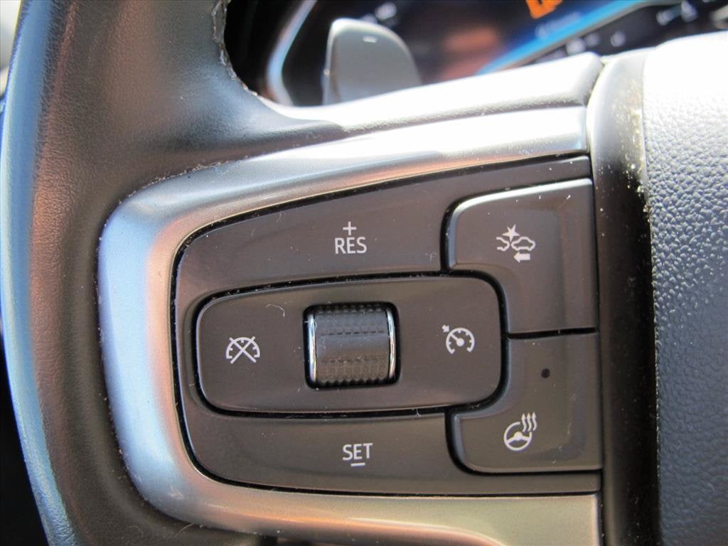 2023 Chevrolet Silverado 1500 LT TRAIL BOSS Crew Cab Pickup Slide 12