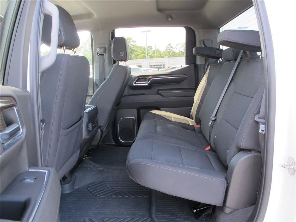 2023 Chevrolet Silverado 1500 LT TRAIL BOSS Crew Cab Pickup Slide 15