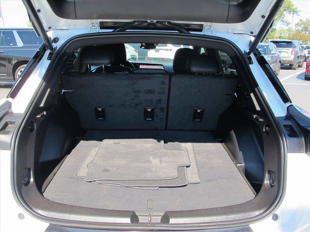 2024 Chevrolet Equinox EV 2LT SUV Slide 16