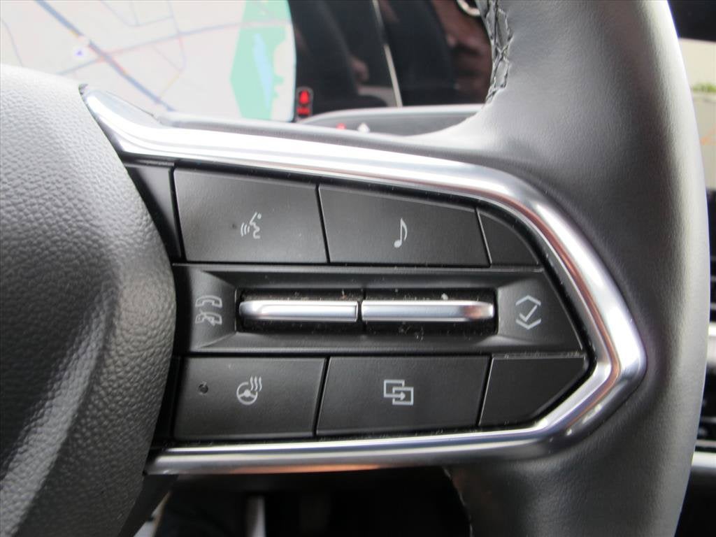 2025 Chevrolet Equinox LT SUV Slide 13