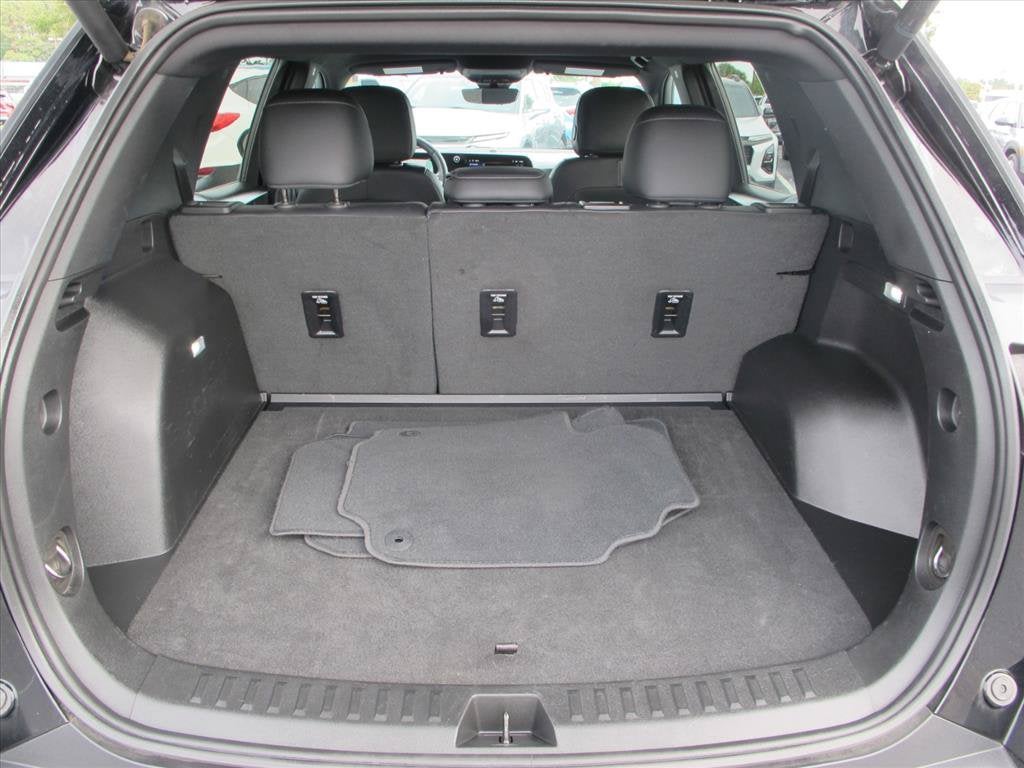 2025 Chevrolet Equinox LT SUV Slide 16
