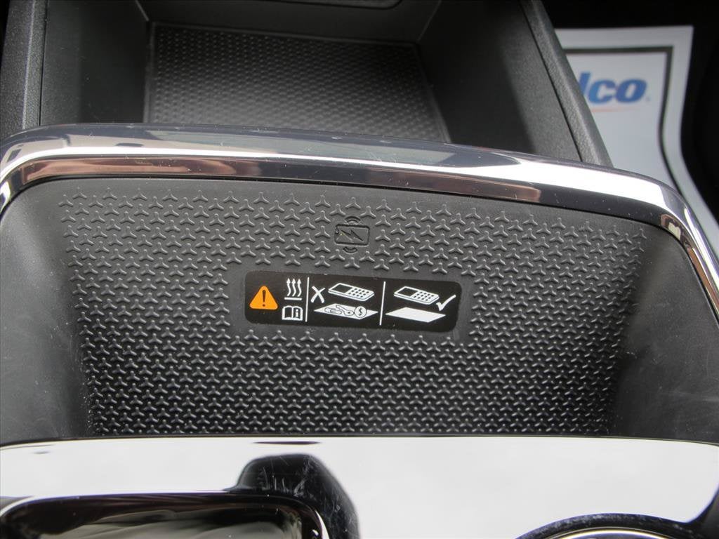 2026 Chevrolet Equinox RS SUV Slide 13