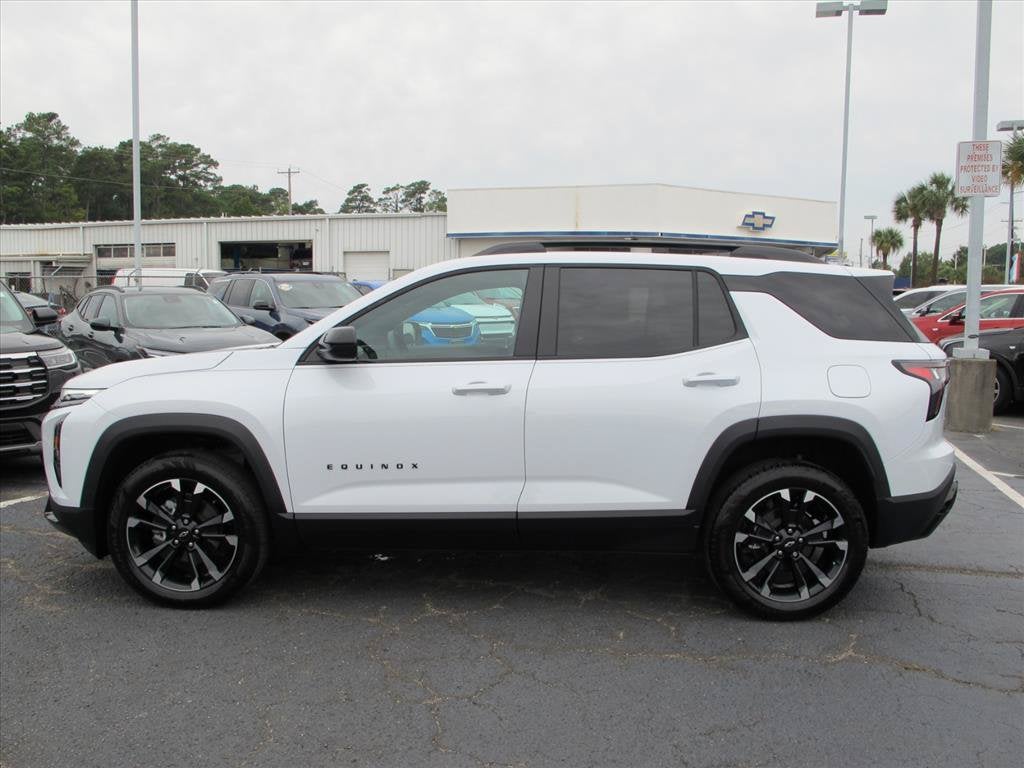 2026 Chevrolet Equinox RS SUV Slide 5