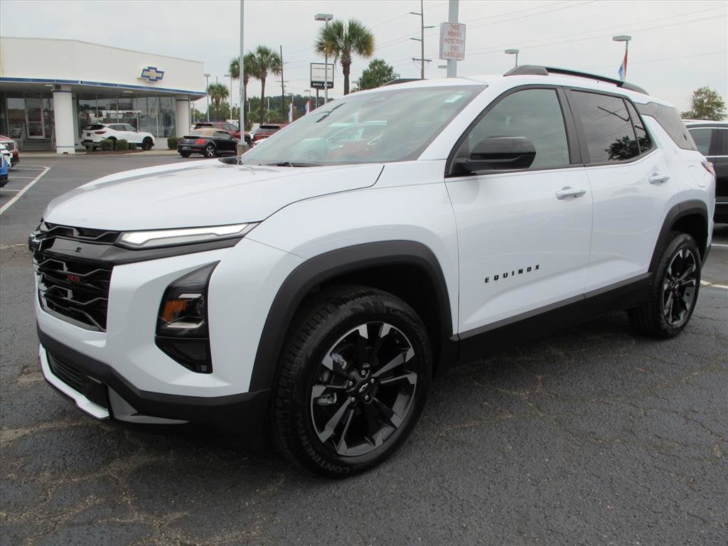 2026 Chevrolet Equinox RS SUV Slide 7