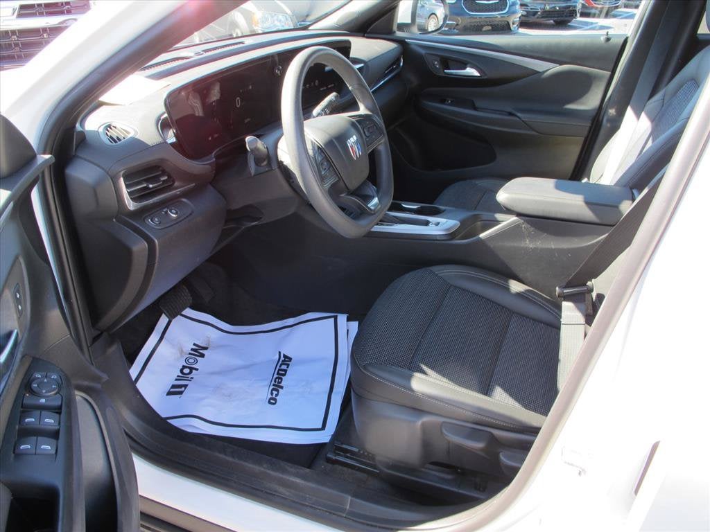 2026 Buick Envista PREFERRED SUV Slide 9