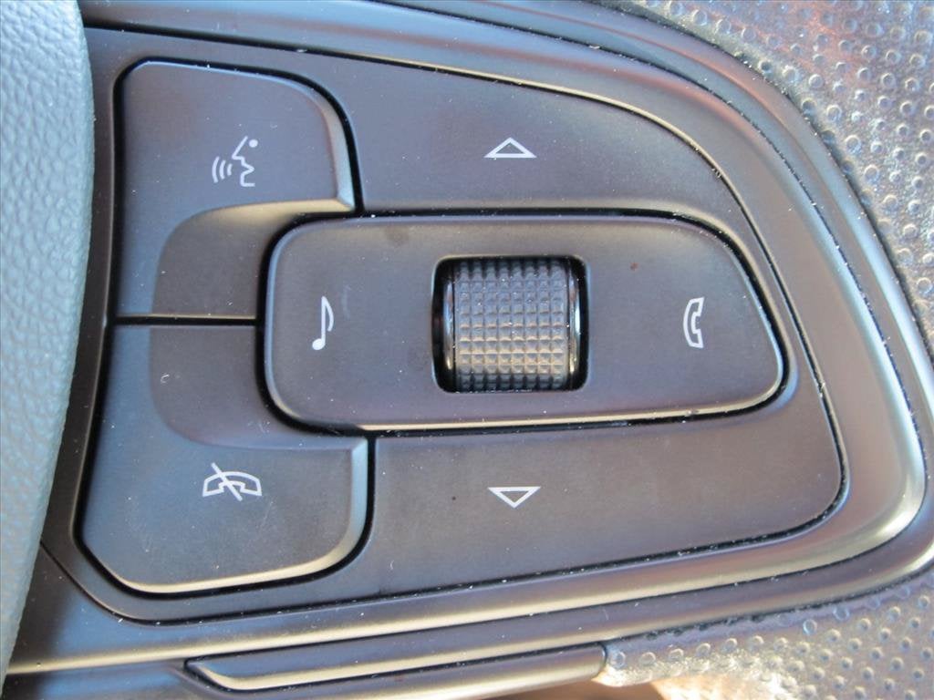2026 Buick Envista PREFERRED SUV Slide 13