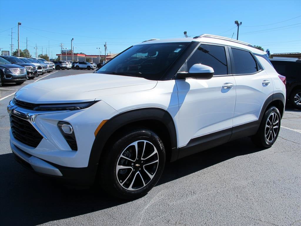 2024 Chevrolet Trailblazer LT SUV Slide 7