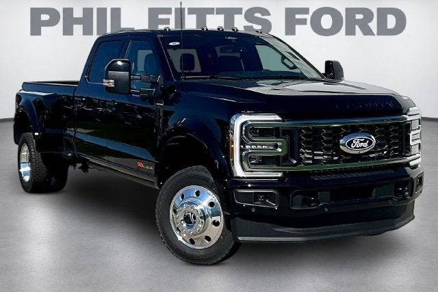 Agate Black Metallic 2027 Ford F-450 Super Duty Pickup Truck Four-Wheel Drive Automatic