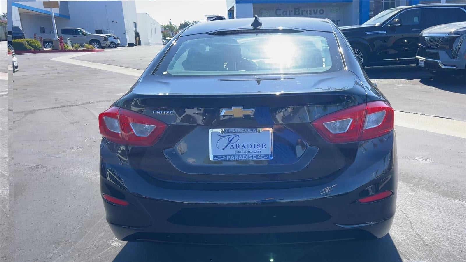 View vehicle photo 7