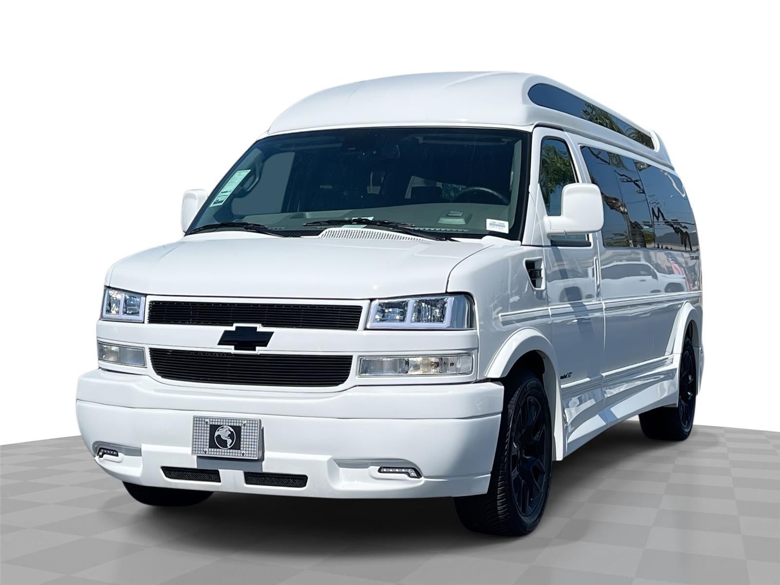 Summit White 2026 Chevrolet Express Cargo Van Rear-Wheel Drive Automatic