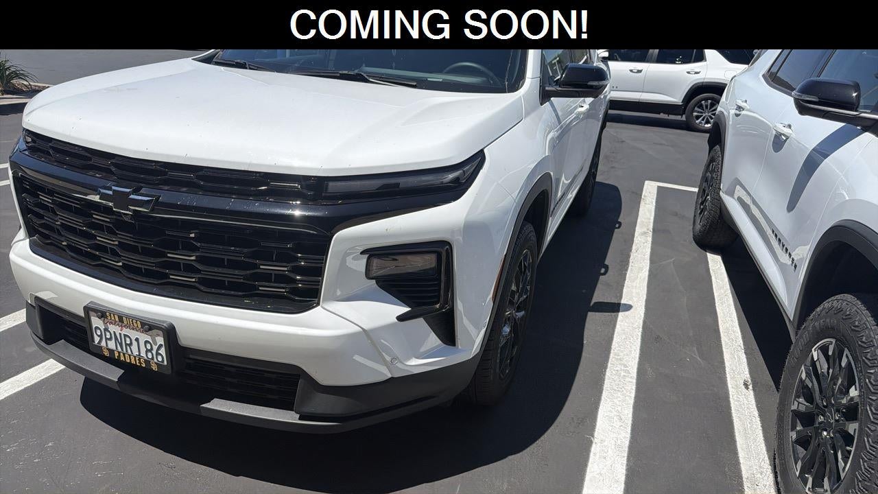 Summit White 2024 Chevrolet Traverse SUV / Crossover Front-Wheel Drive Automatic