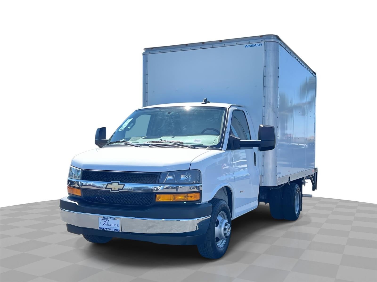 Summit White 2024 Chevrolet Express Chassis Van Rear-Wheel Drive Automatic