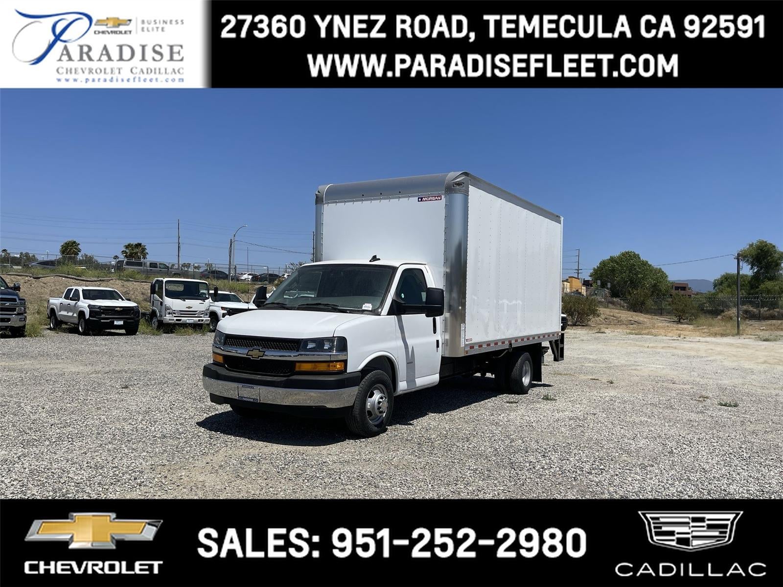 Summit White 2025 Chevrolet Express Chassis Van Rear-Wheel Drive Automatic