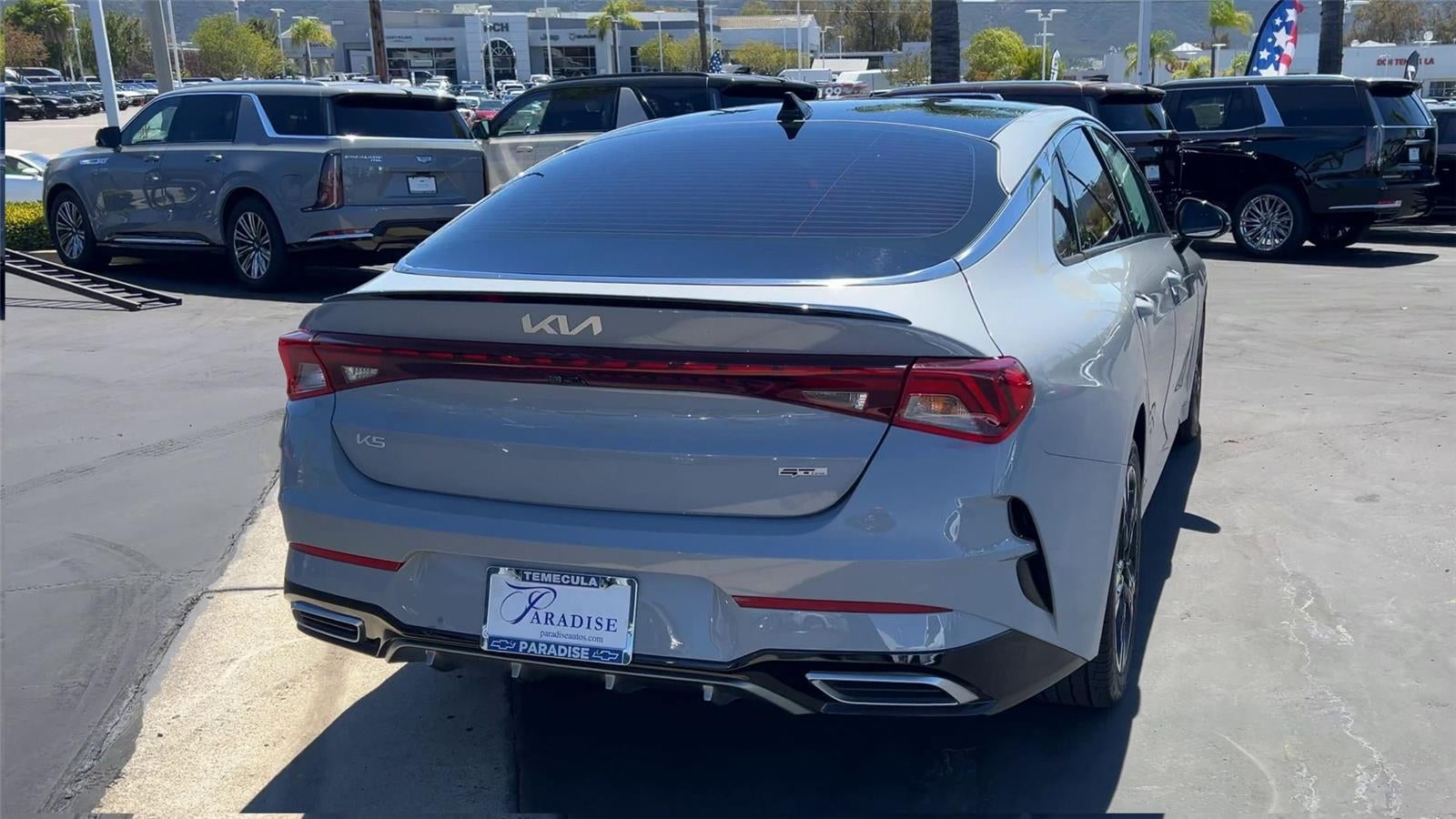 View vehicle photo 7