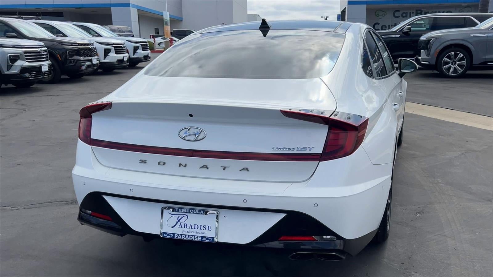 View vehicle photo 7
